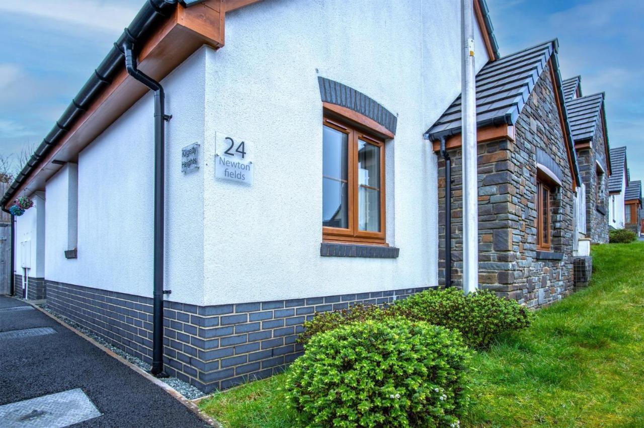 Kilgetty Heights - 2 Bedroom Cottage - Kilgetty Begelly Exterior photo